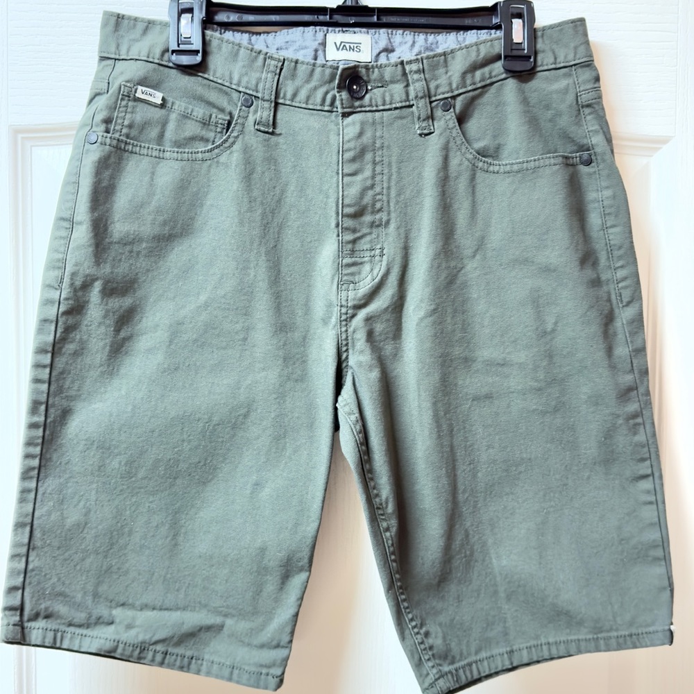 NWOT VANS Green Board Shorts, Size 32 - Picture 1 of 3